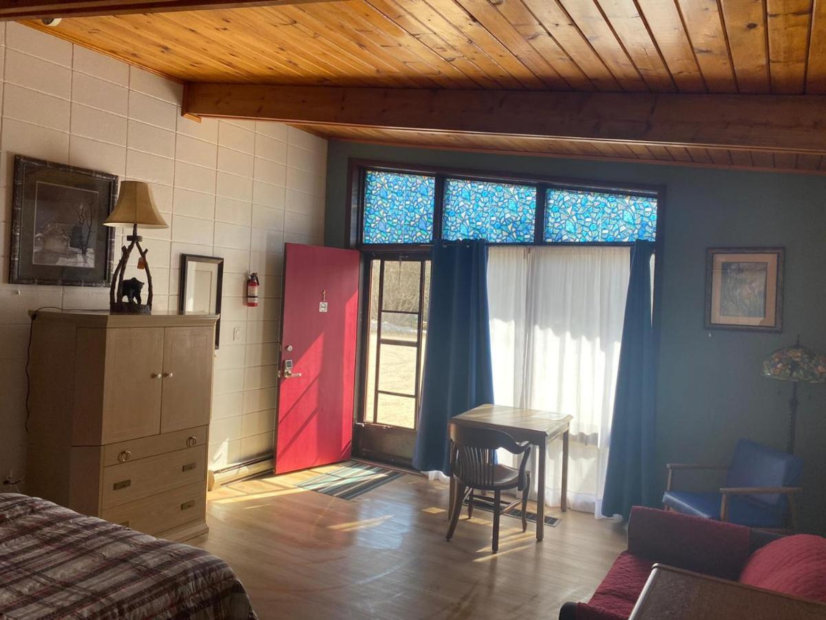 Huron Sands Motel And Restaurant Providence Bay Dış mekan fotoğraf